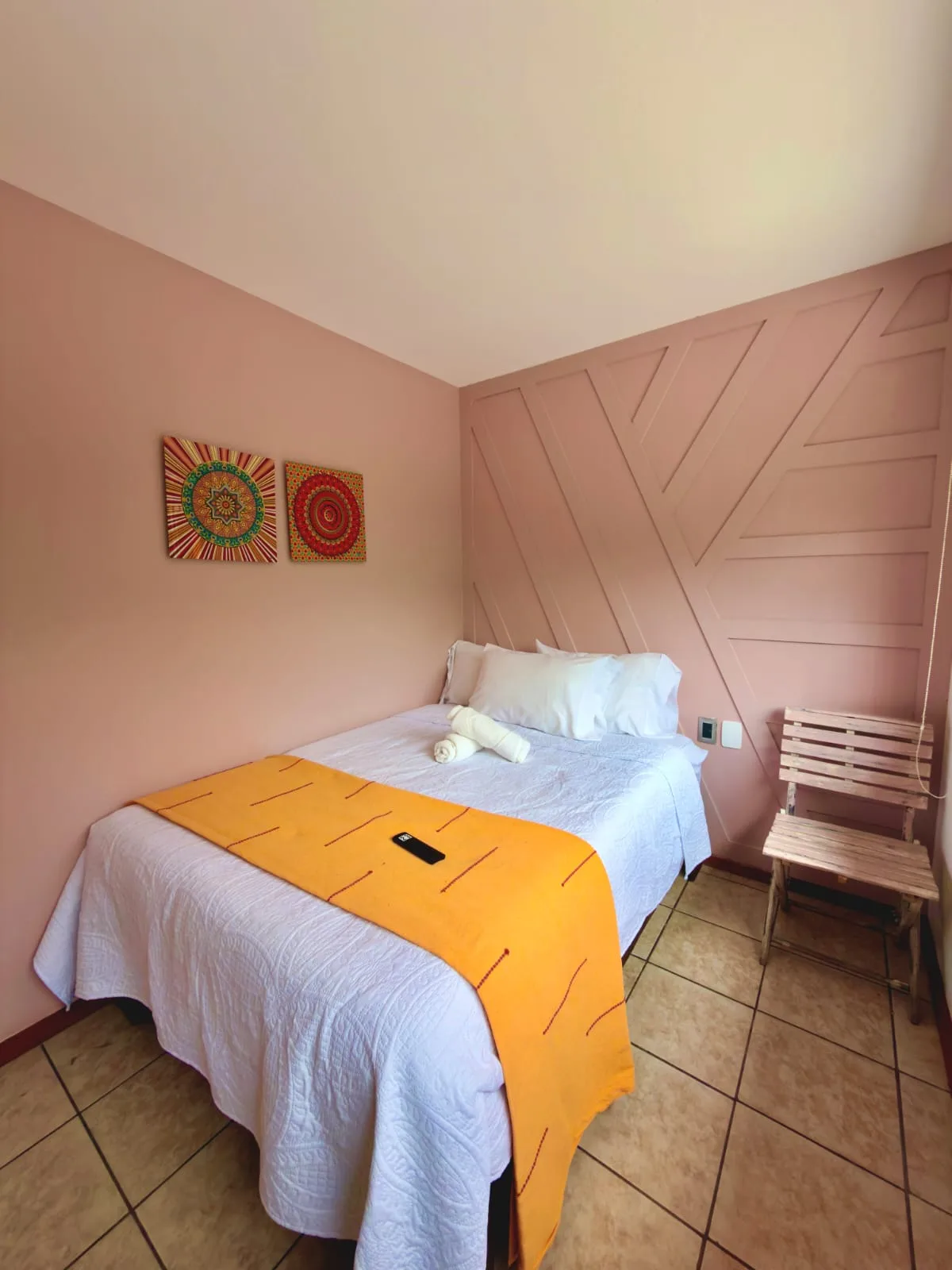 Rosa Room
