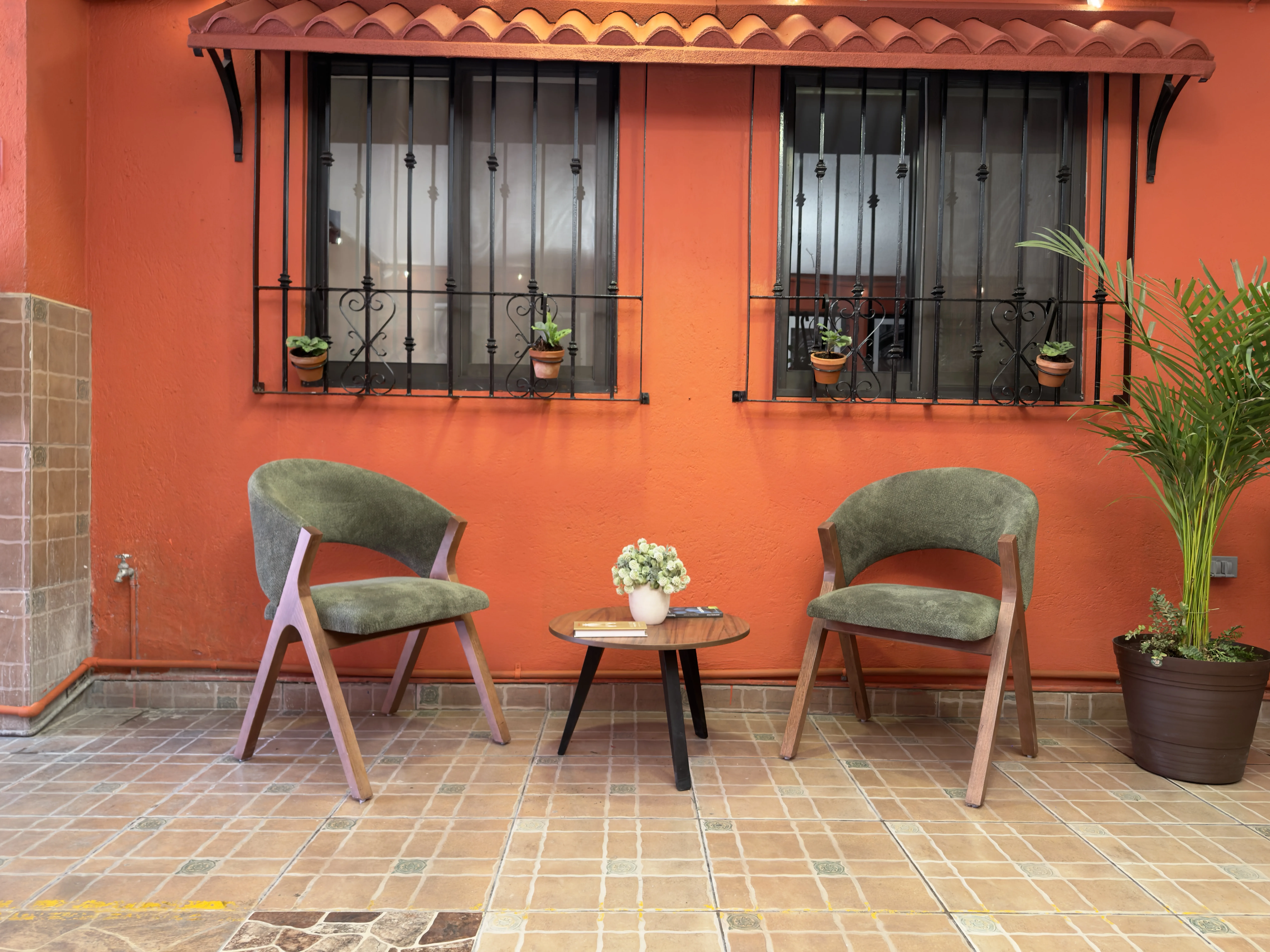 Morada Luna Patio